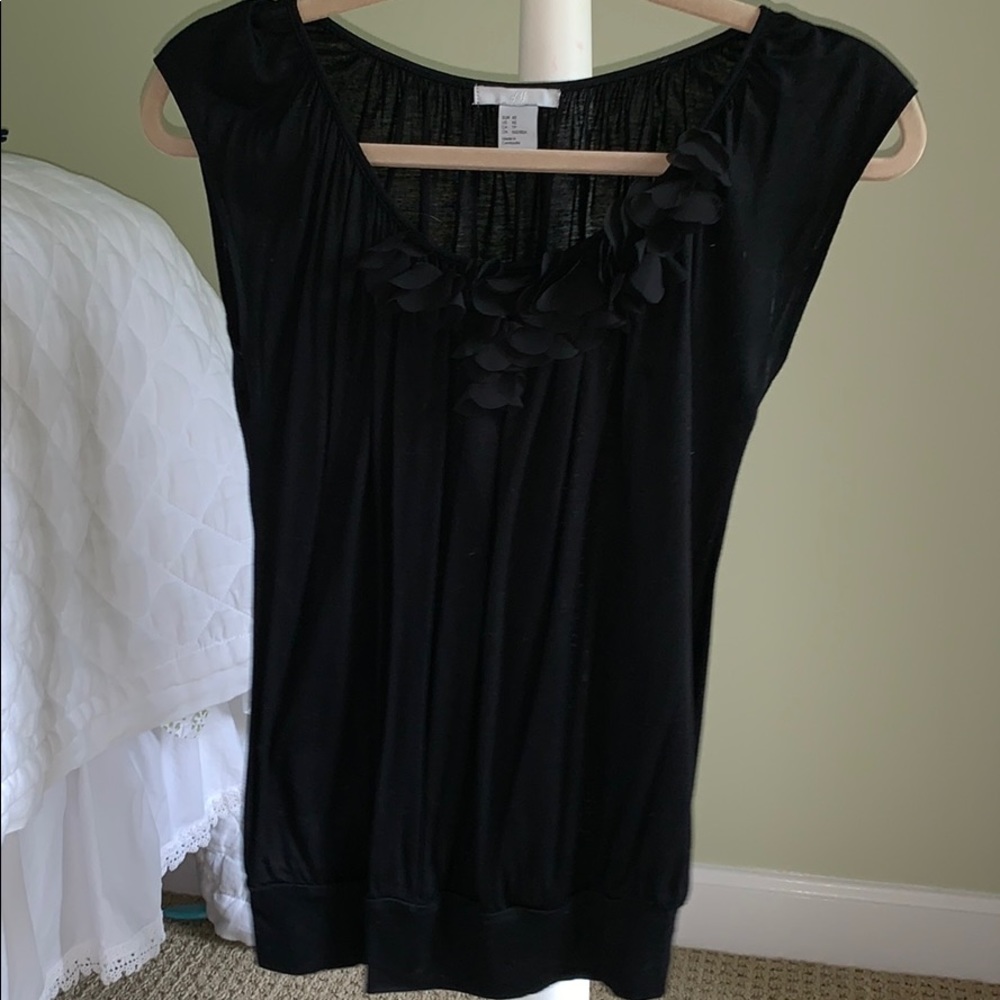 Black t-shirt